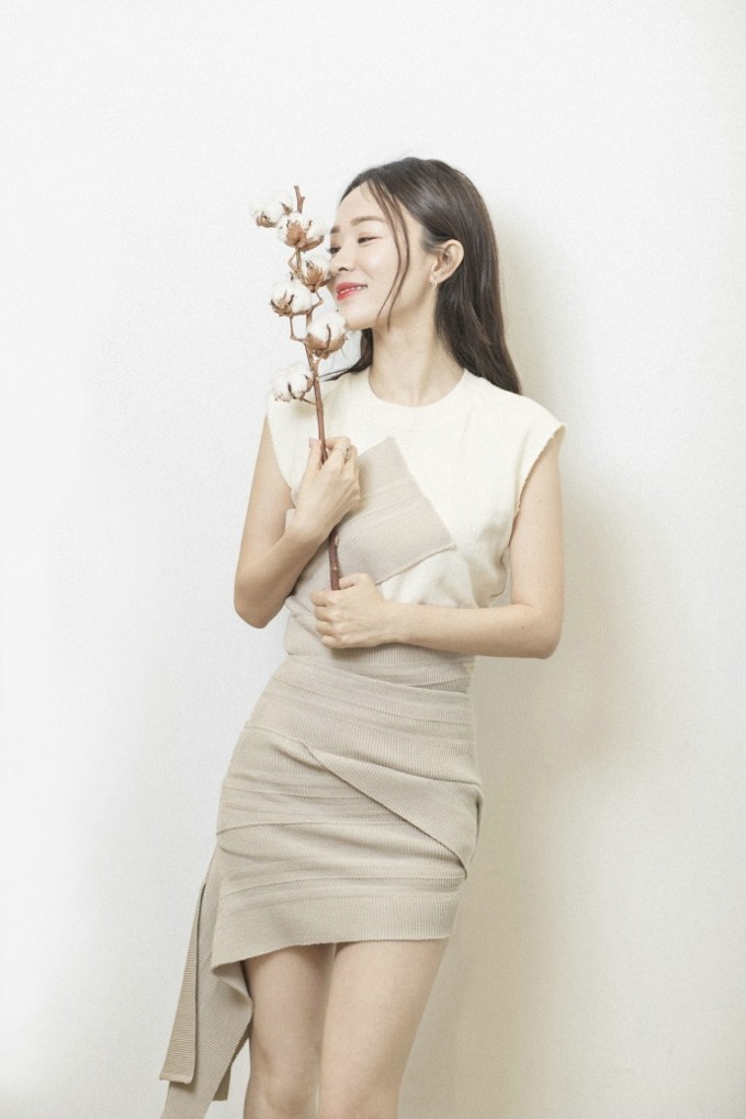 岁月沉淀的温润之美 霍思燕的从容生活哲学