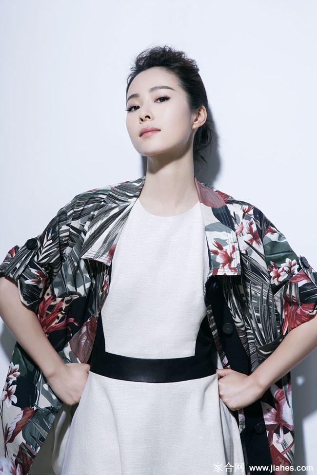 时光沉香 江一燕镜头内外绽放的清雅之美