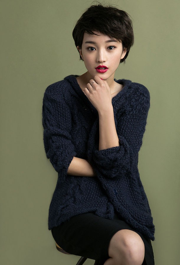 灵气短发似周公子 张念恩时尚写真展现独特魅力