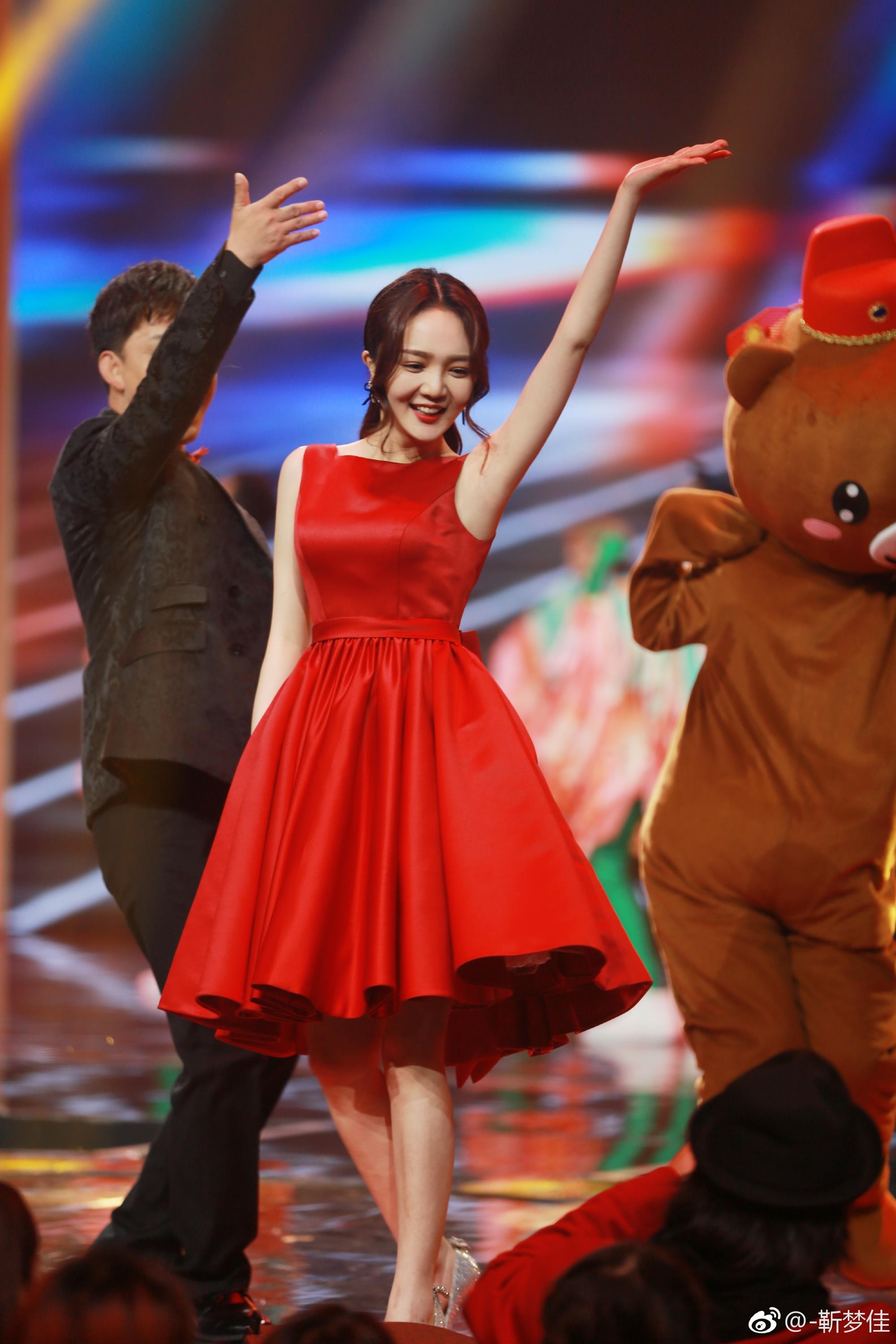 靳梦佳璀璨现场时尚魅力全解析