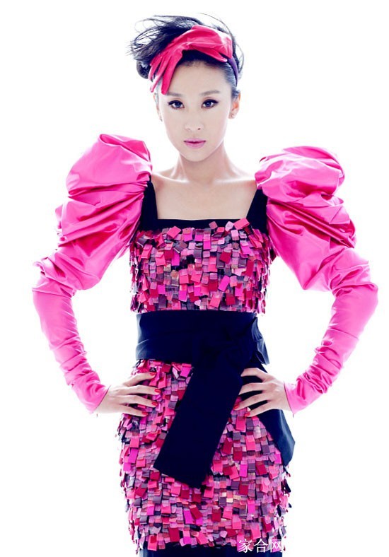 繁花似锦映红妆绝世芳华绽苗圃