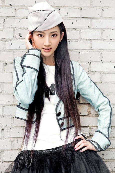 纯白似梦夏日轻风景甜化身清凉天使诠释清纯本色