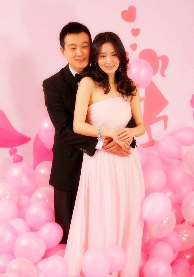 跨越门第的婚纱光影 佟大为于明加演绎错位婚姻的深情