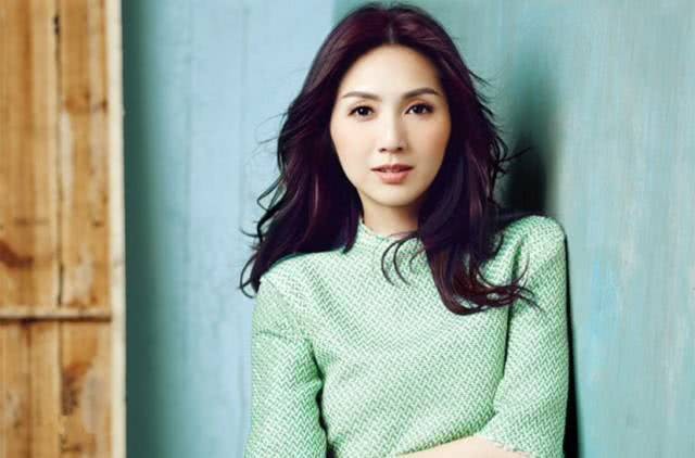 《恋人》未播先崩：赵露思被迫“腰斩”的背后，是内娱最冷血的资本收割