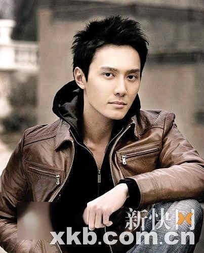 冯绍峰闷声干大事！离婚5年，47岁的他靠一部电影撕掉“赵丽颖前夫”标签！