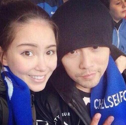 周杰伦宠妻11年，14岁年龄差秘诀就1个字