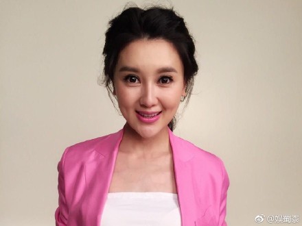 熊乃瑾清醒独美：不争番位，却活成泰迪团最后的大女主